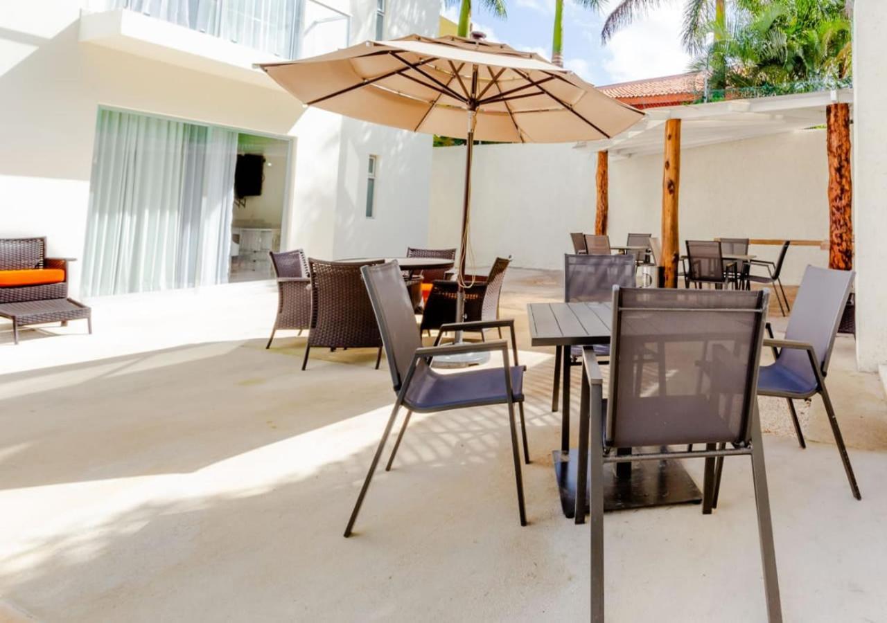 Studiotel Cancun Exterior photo